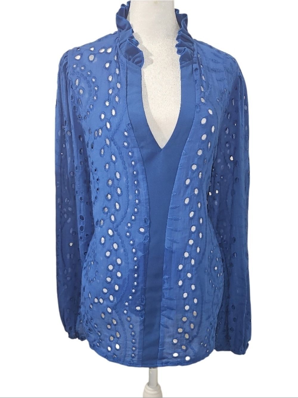 Shein XL Blue Floral Eyelet Embroidery Ruffle Neck Deep V Boho Top Vacation EUC - Picture 5 of 17